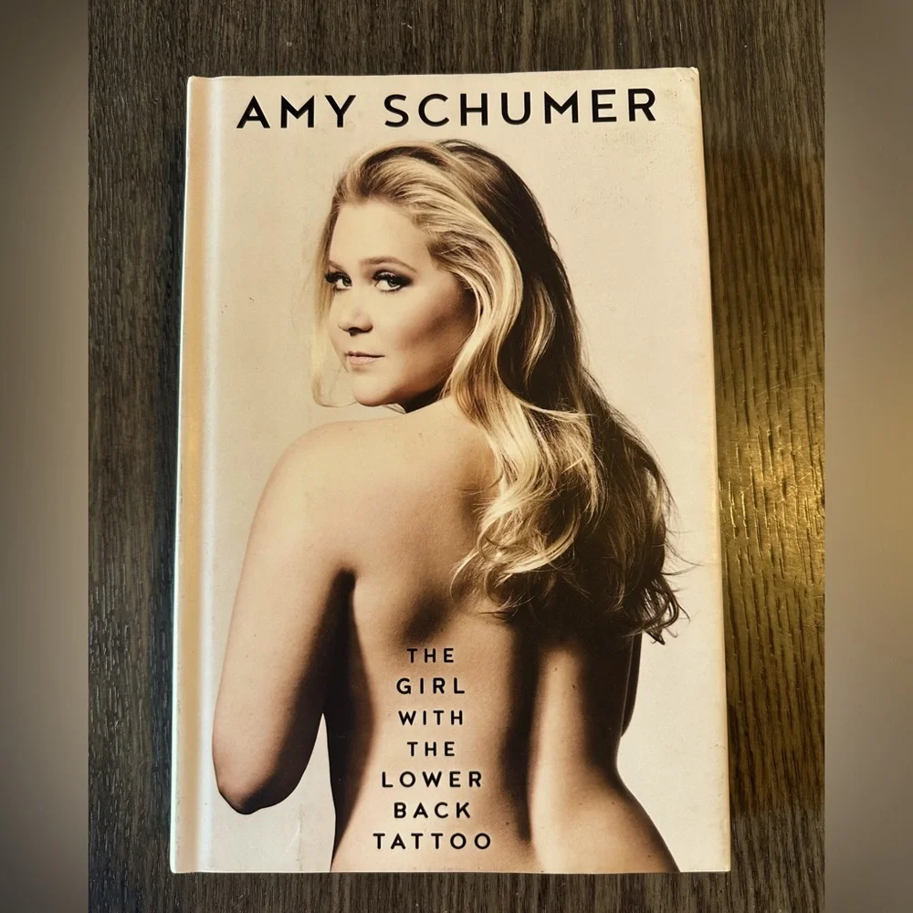 Hardcover book Amy Schumer - The Girl with the Lower Back Tattoo‎